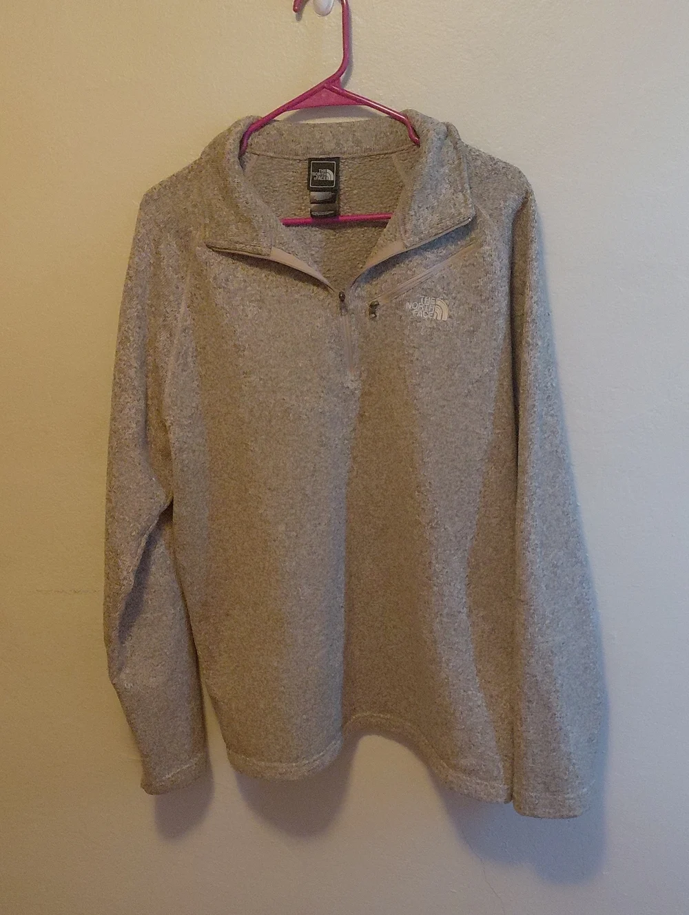 The North Face Men's Light Beige Quarter-Zip Fleece Pullover